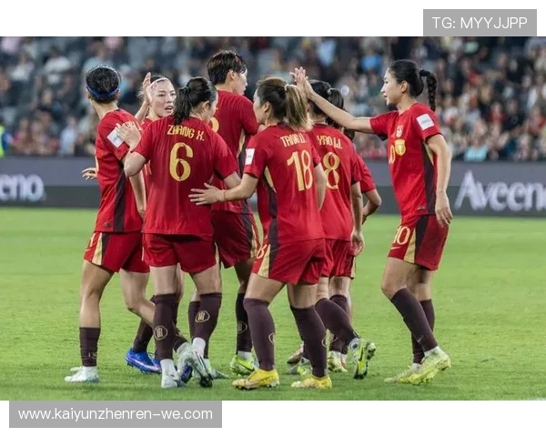 亚洲杯赛场纵览:各国队伍表现与精彩瞬间分析 亚洲杯赛场纵览:各国队伍表现与精彩瞬间分析